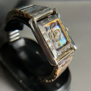 Esta Rosa Vintage Quartz  Mother of Pearl Watch and Band Vintage Mother of Pearl Watch: Pink Accents, Expandable Band  main image 3